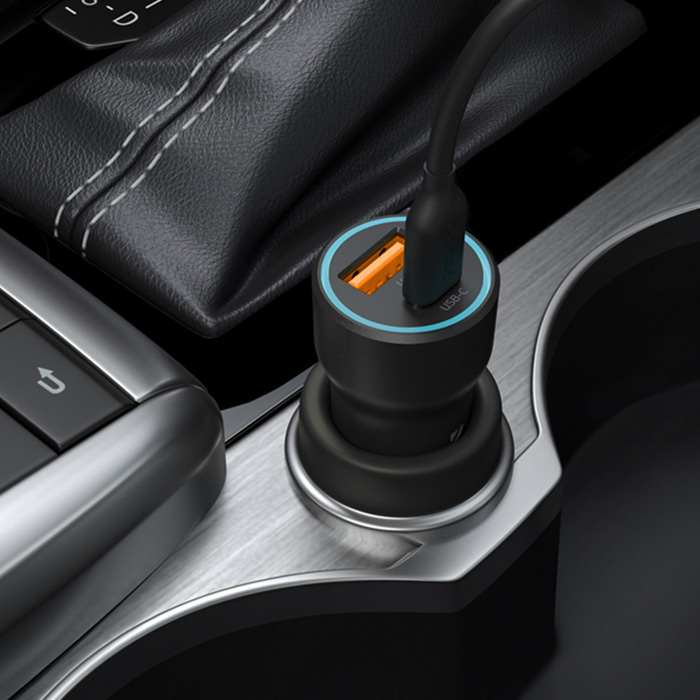 Автомобильное зарядное устройство Deppa Car Charger CC-11 USB-C 20W USB-A 18W, чёрный