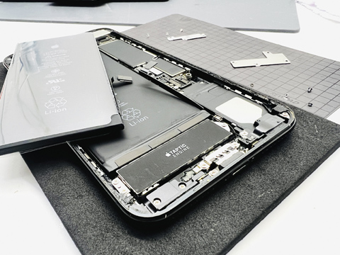 Замена аккумуляторной батареи на iPhone 7 Plus при быстром разряде