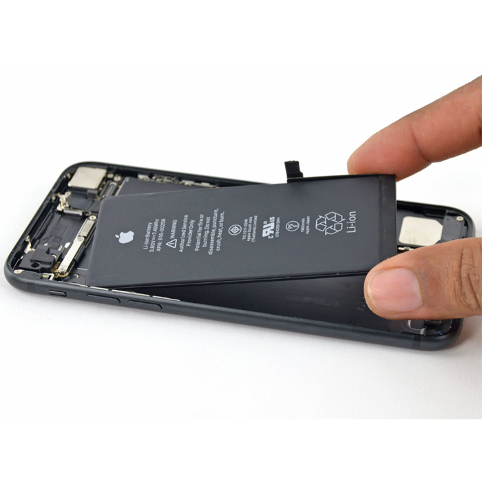 Замена аккумулятора iPhone 7