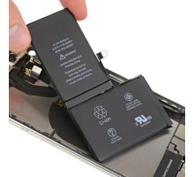 Замена аккумулятора на iPhone XS